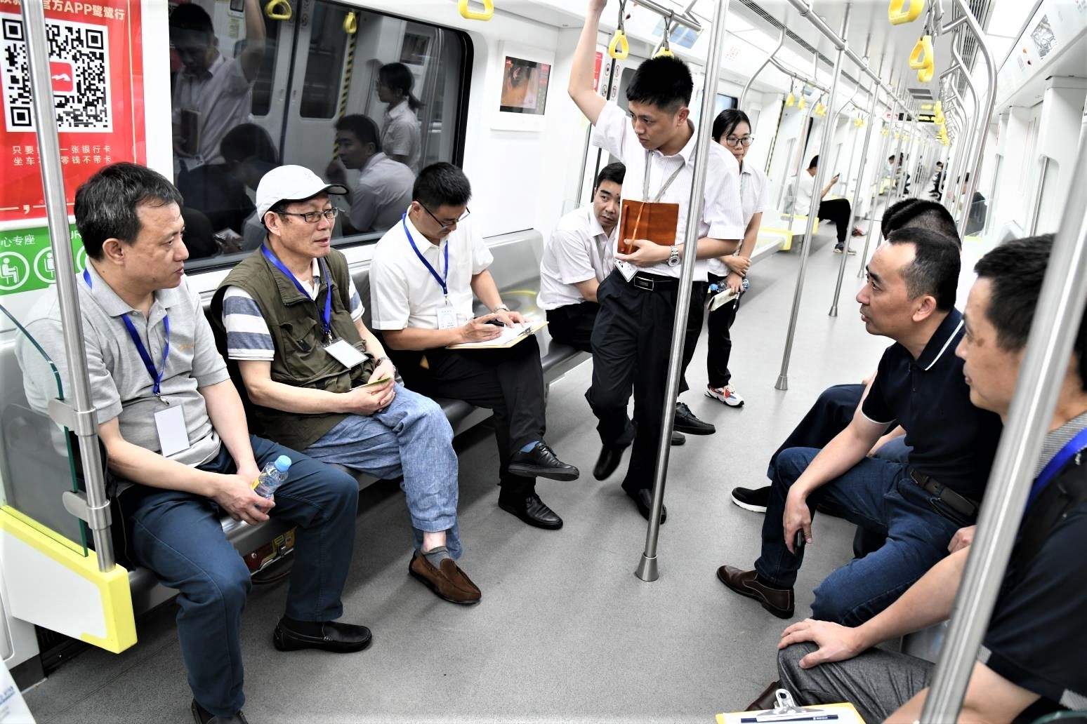 2019年6月，公司在國內(nèi)率先開展軌道運營期間服務(wù)評價工作（南昌地鐵），隨后，先后承擔(dān)了呼和浩特、南昌、鄭州、石家莊等城市地鐵初期運營前安全評估項目。.jpg