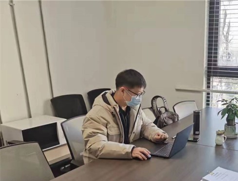 劉琦.jpg